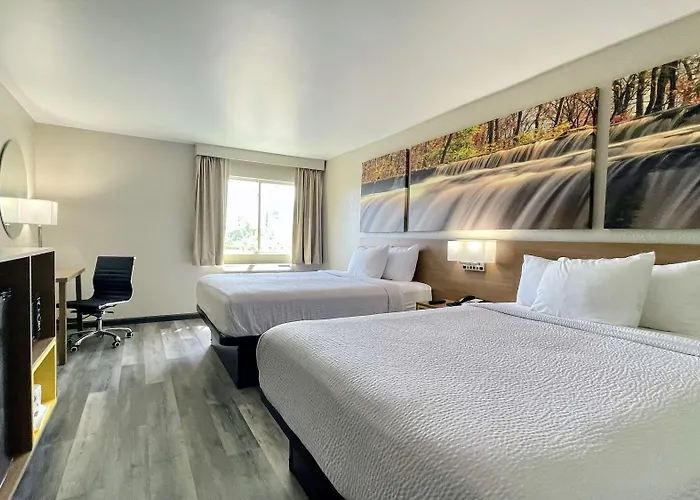 Best Hotels near Nationwide Arena Columbus OH